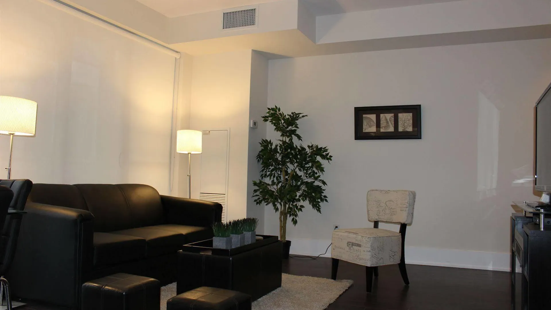 Atlas Suites - Cn Tower & Convention Centre Toronto